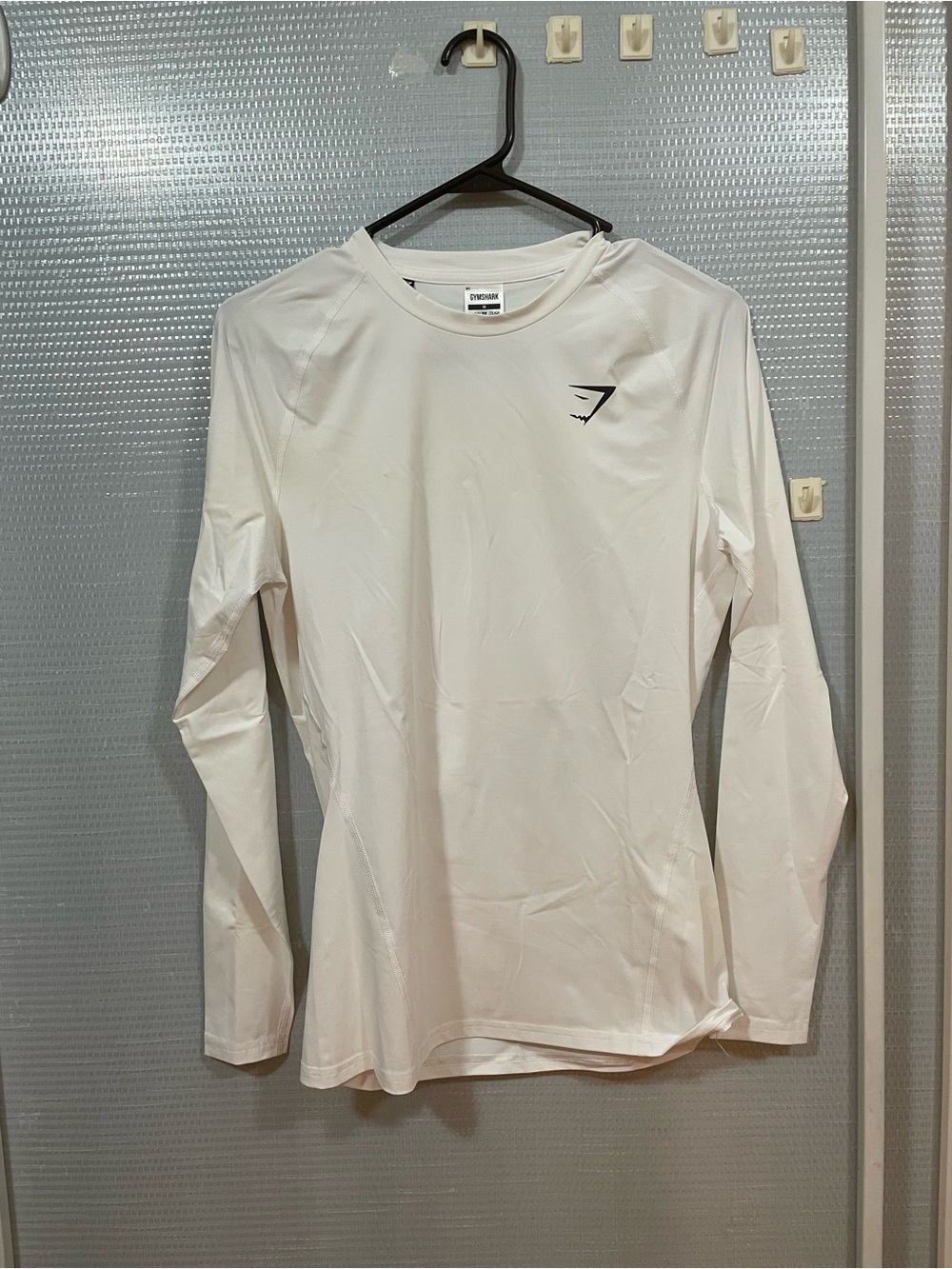 Men's Long Sleeve Performance Shirt - White gymshark